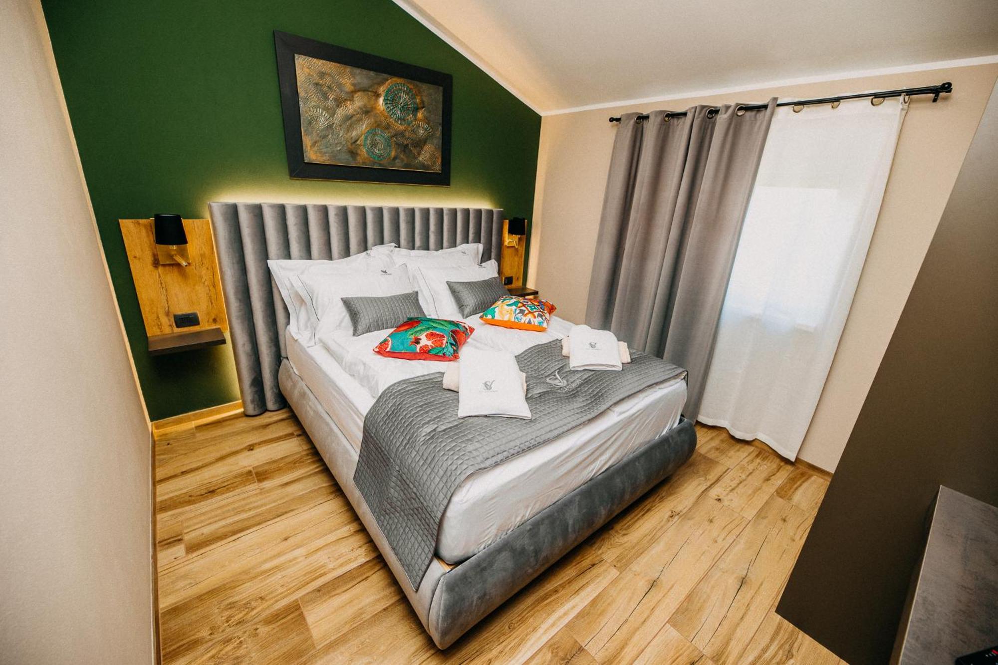 Villa Sunset Pool & Spa Apartments Zgornje Skofije Exterior foto